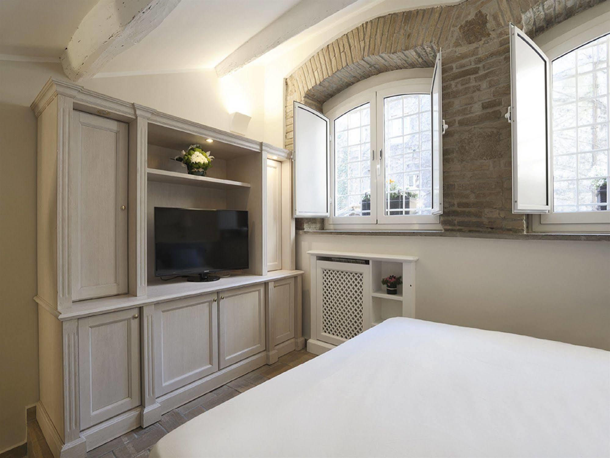 Antiche Residenze Romane Navona Exterior foto